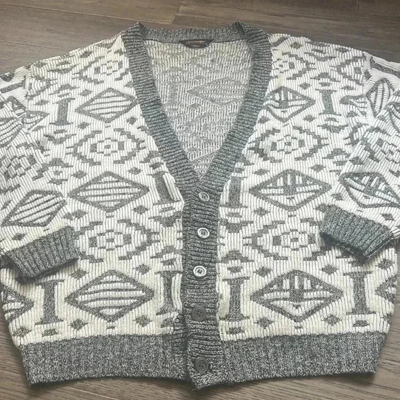 Serge Saint Yves | Vintage grey and white patterned knit sweater cardigan - Picture 2 of 11